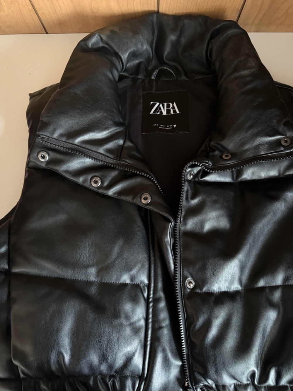 Zara Black Vest | Fairly used Medium